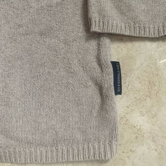 Levi’s | Tan Knit Cotton Long Sleeve Sweater - Picture 4 of 4